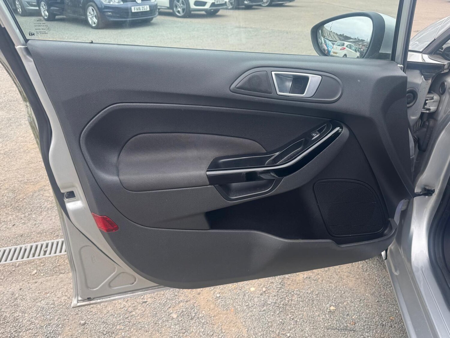 Used Ford Fiesta 2013 for sale - 76032372: Photo 19