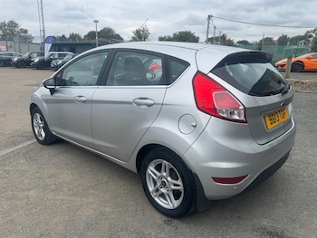 Used Ford Fiesta 2013 for sale - 76032372: Photo 4