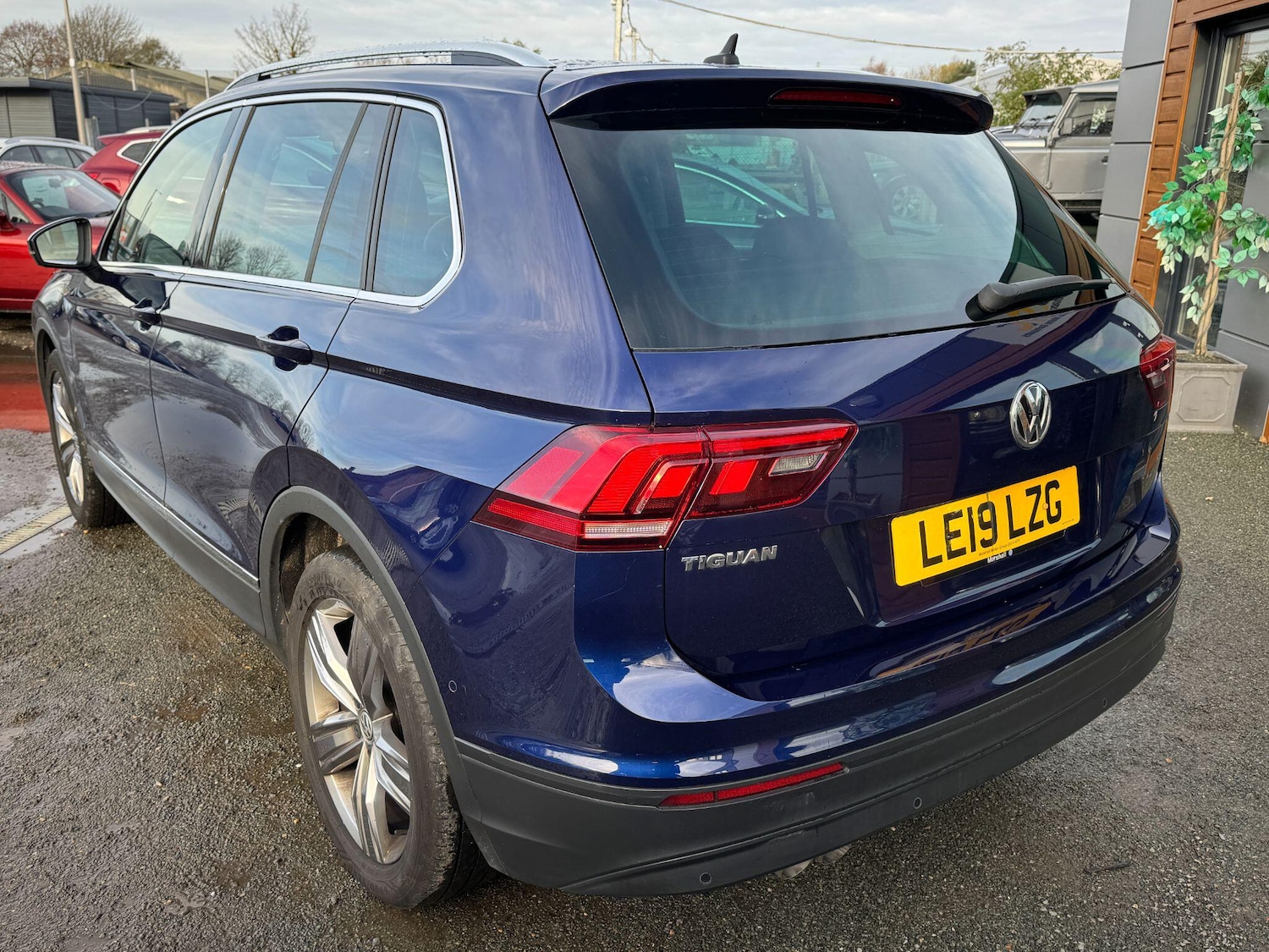 Used Volkswagen Tiguan 2019 for sale - 77934184: Photo 3