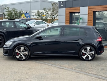 Used Volkswagen Golf 2015 for sale - 77939402: Photo