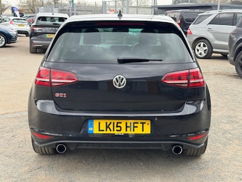Used Volkswagen Golf 2015 for sale - 77939402: Photo