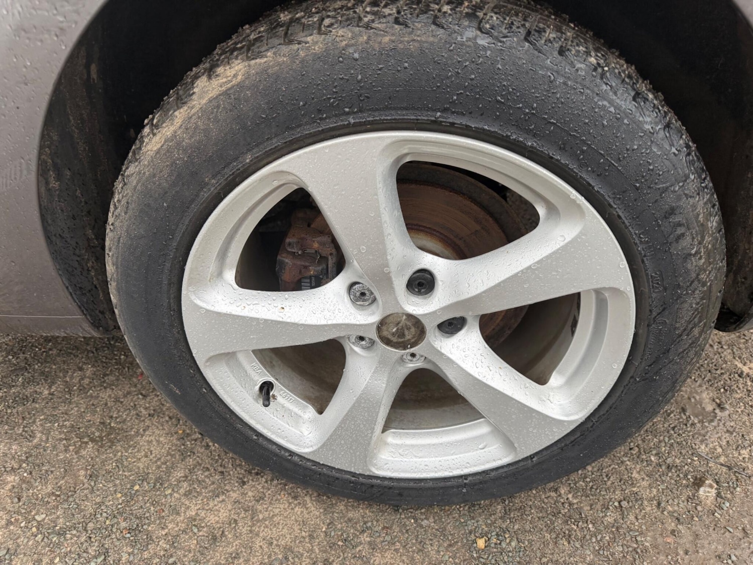 Used Volkswagen Touran 2010 for sale - 77934208: Photo 8