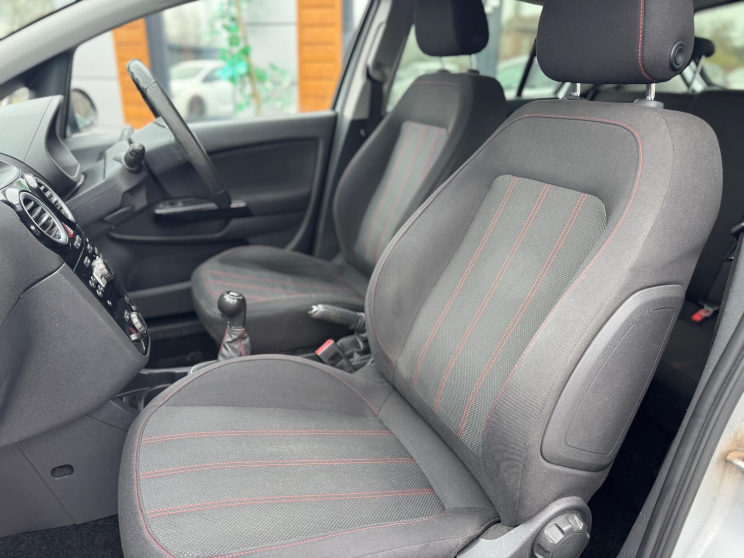 Used Vauxhall Corsa 2012 for sale - 77934187: Photo 12