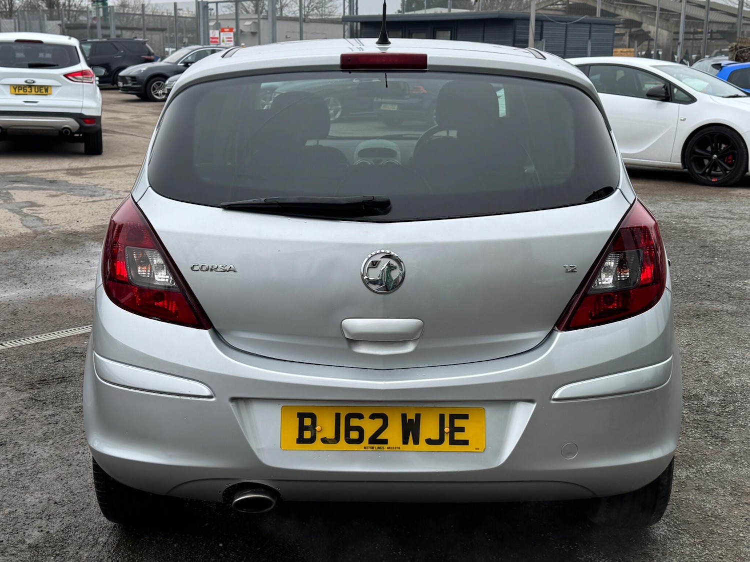 Used Vauxhall Corsa 2012 for sale - 77934187: Photo 4