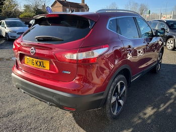 Used Nissan Qashqai 2016 for sale - 76472929: Photo