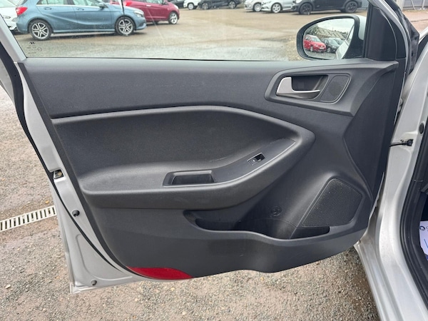 Used Hyundai i20 2018 for sale - 76189965: Photo 16