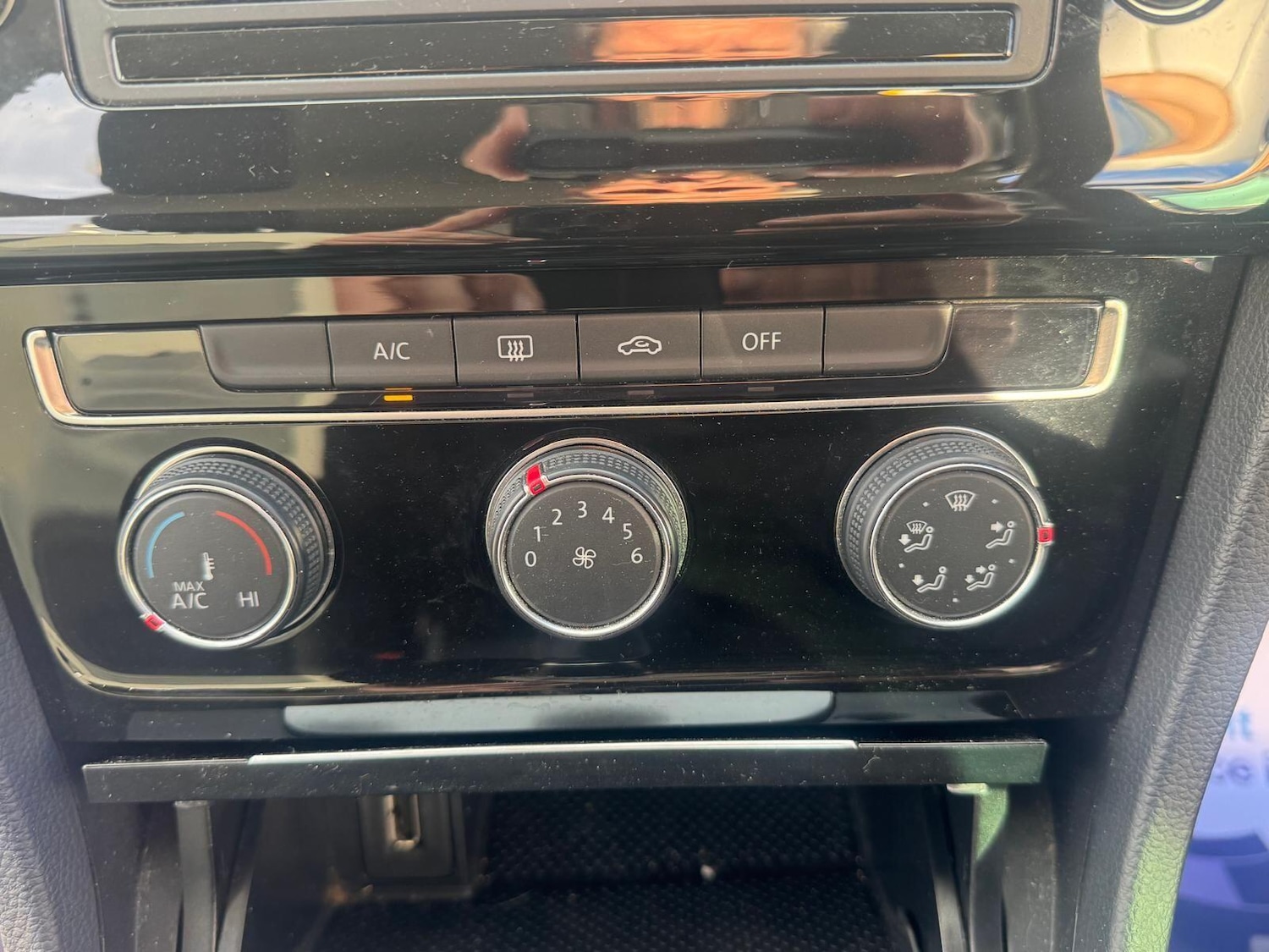 Used Volkswagen Golf 2015 for sale - 76042342: Photo 19