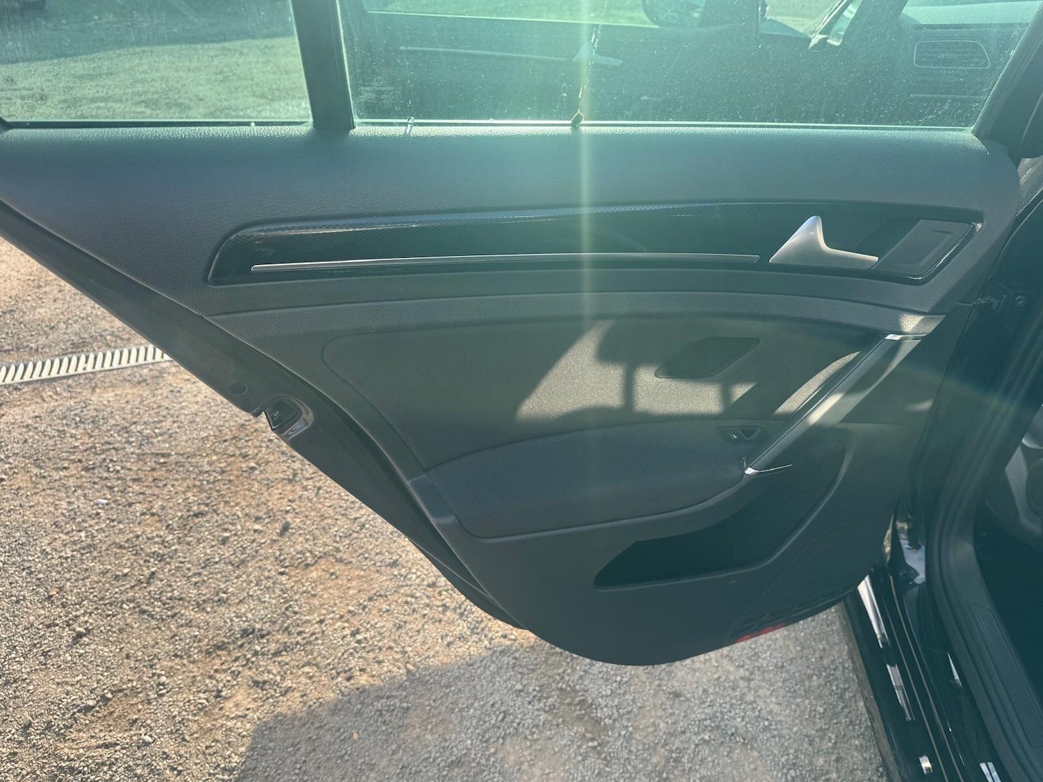 Used Volkswagen Golf 2015 for sale - 76042342: Photo 21