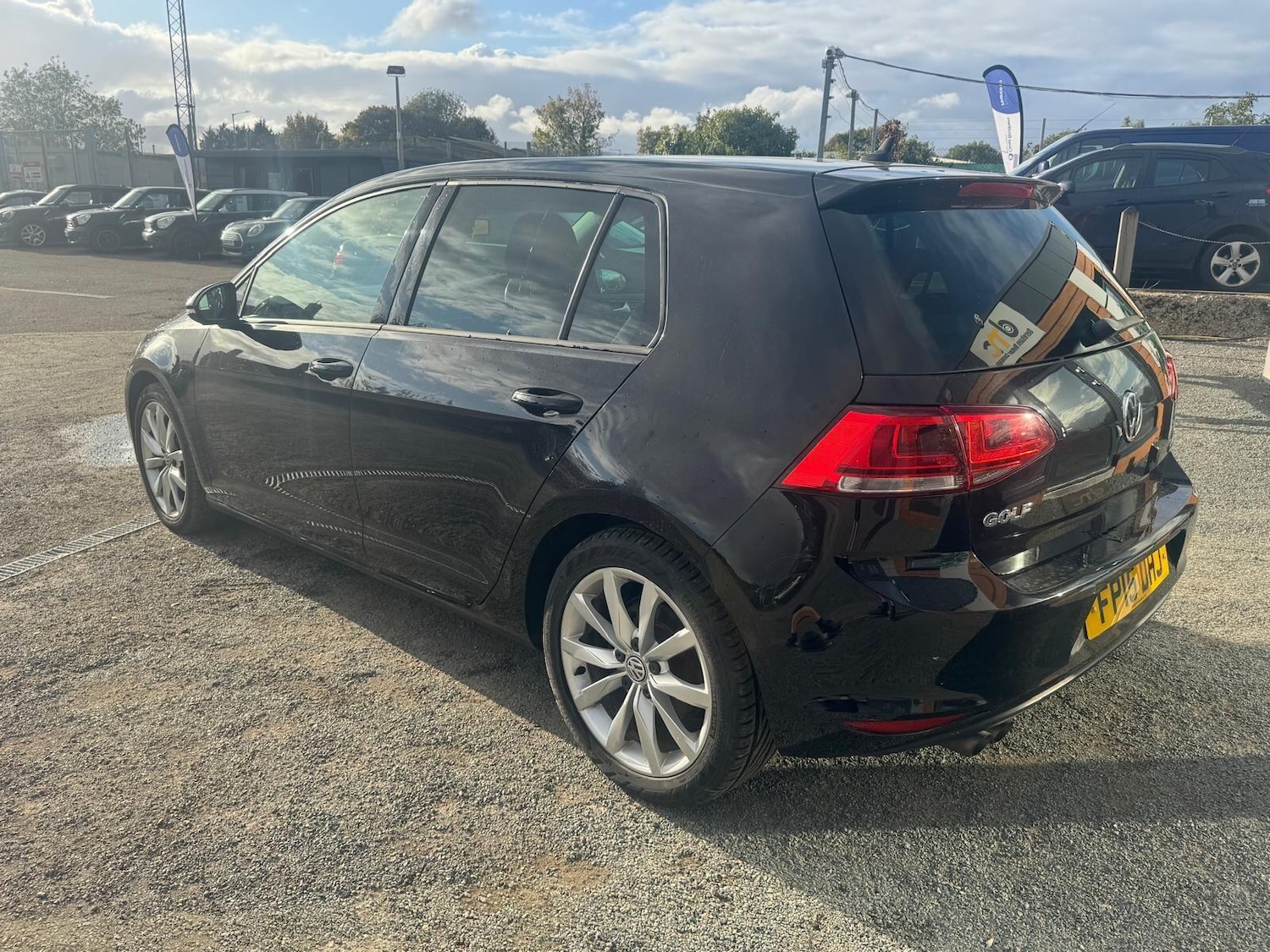 Used Volkswagen Golf 2015 for sale - 76042342: Photo 4