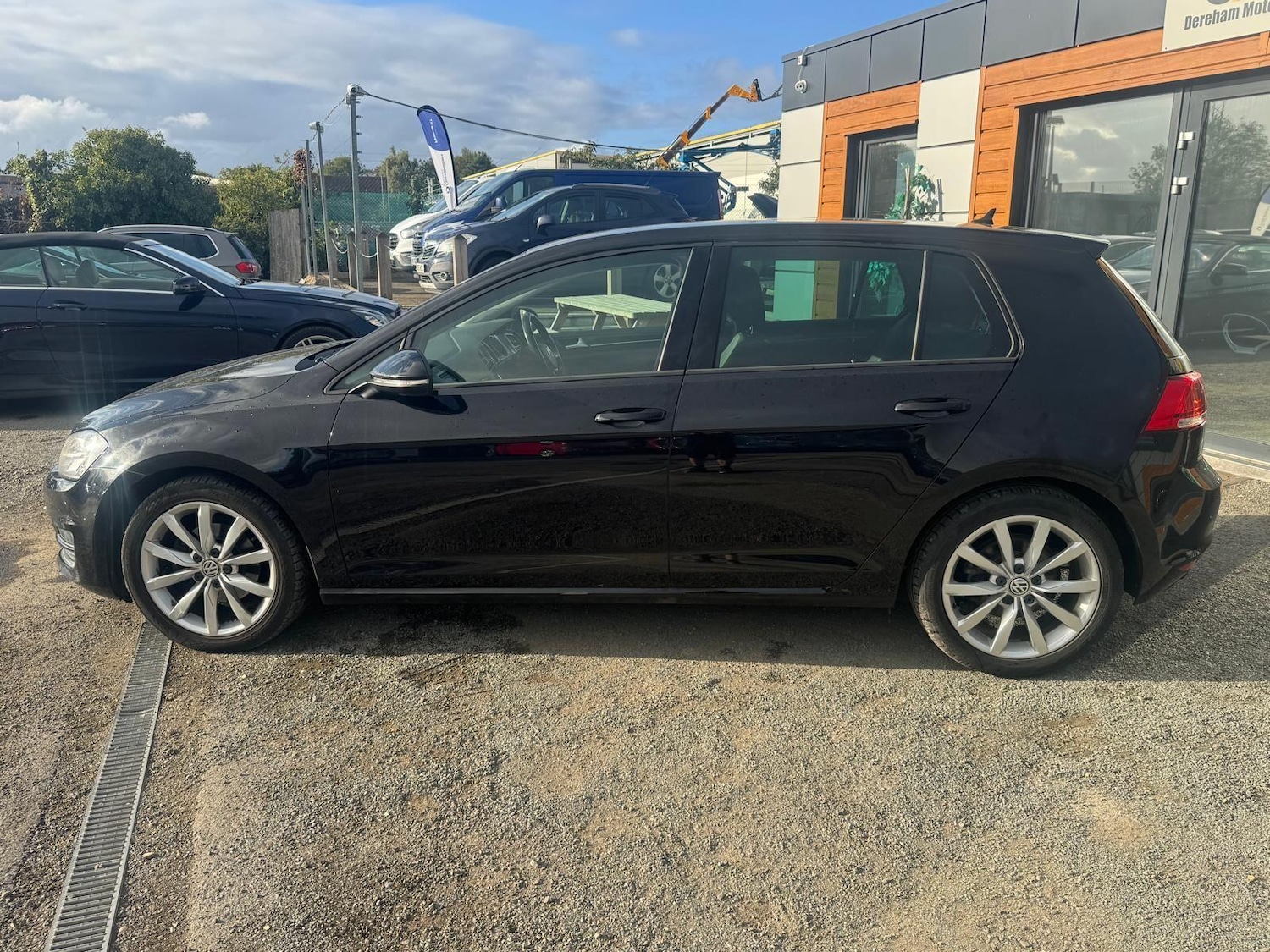 Used Volkswagen Golf 2015 for sale - 76042342: Photo 5
