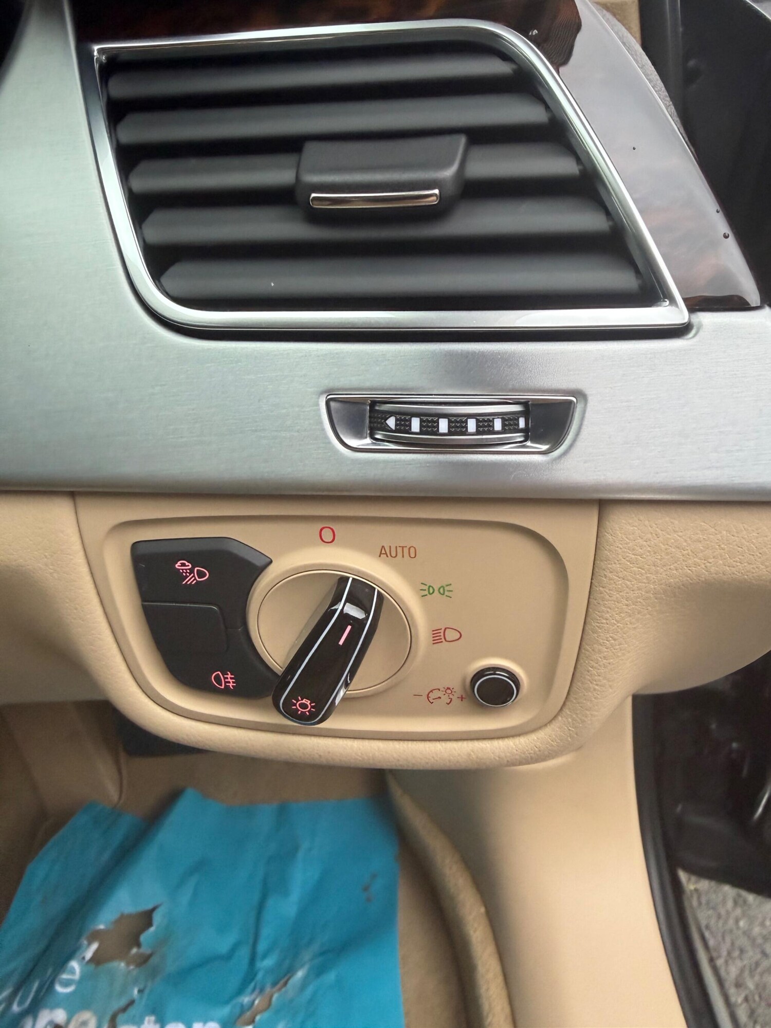 Used Audi A8 2014 for sale - 77934191: Photo 17