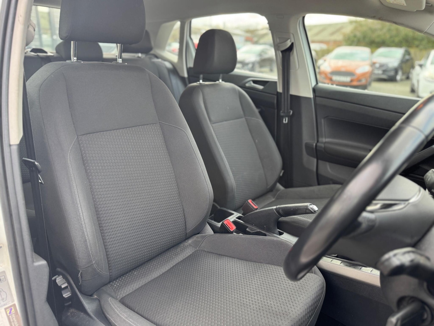 Used Volkswagen Polo 2018 for sale - 77934210: Photo 9