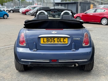 Used MINI Convertible 2005 for sale - 78535811: Photo