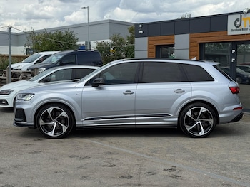 Used Audi Q7 2022 for sale - 79093917: Photo