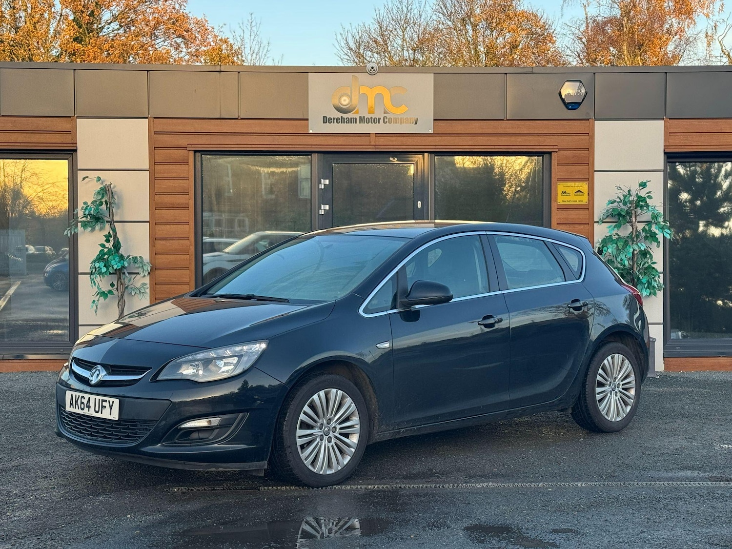 Used Vauxhall Astra 2014 for sale - 76832766: Photo 1
