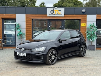 Volkswagen - Golf
