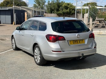 Used Vauxhall Astra 2011 for sale - 79751268: Photo