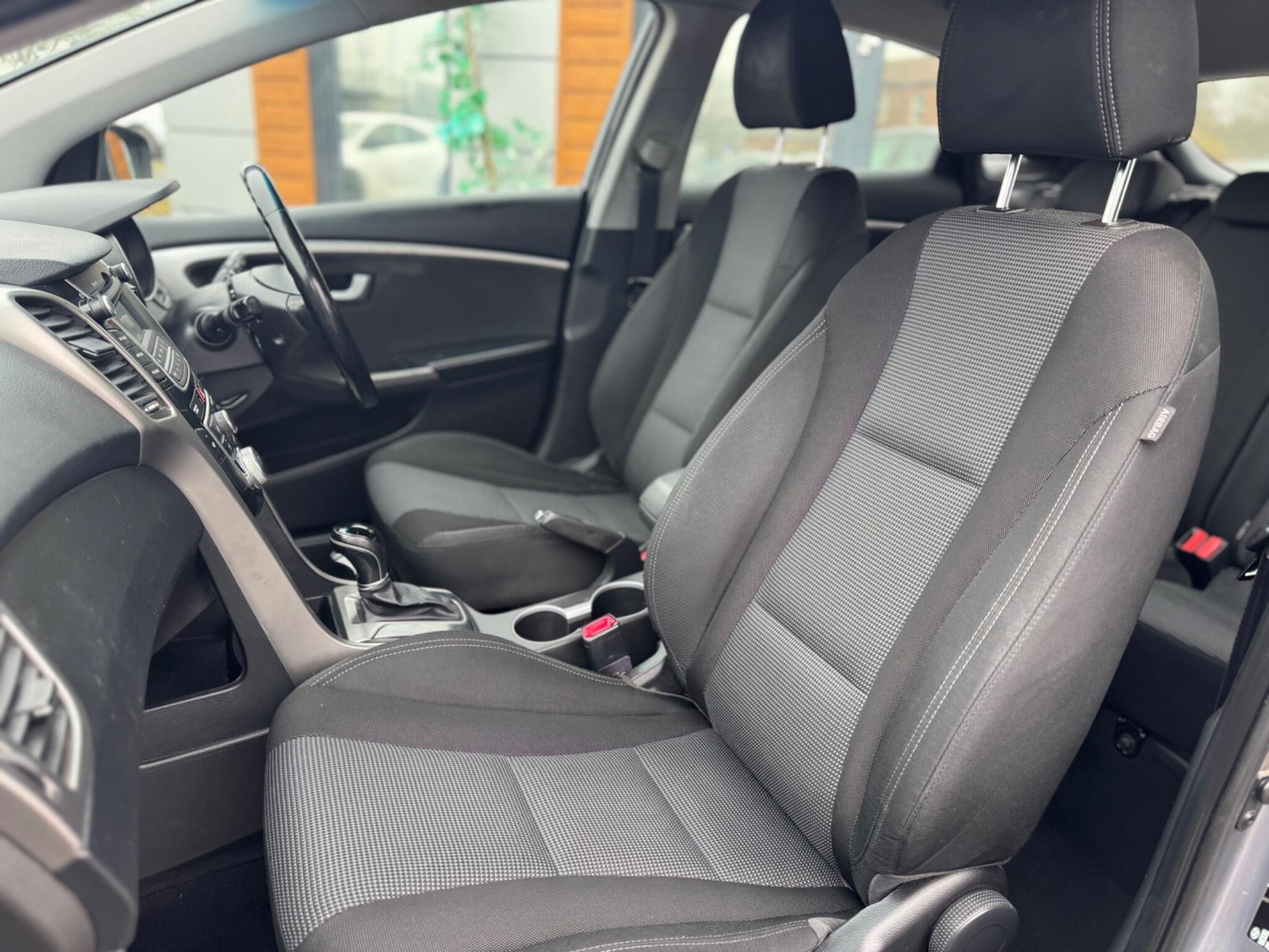 Used Hyundai i30 2014 for sale - 77934180: Photo 13