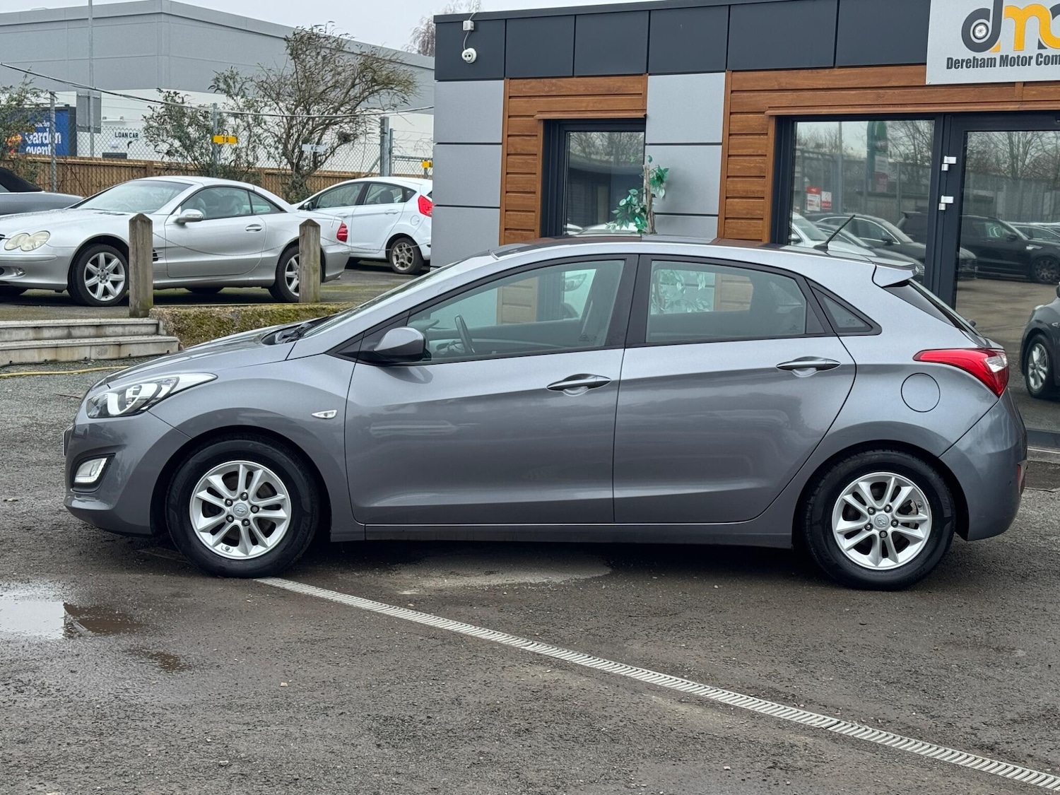 Used Hyundai i30 2014 for sale - 77934180: Photo 2