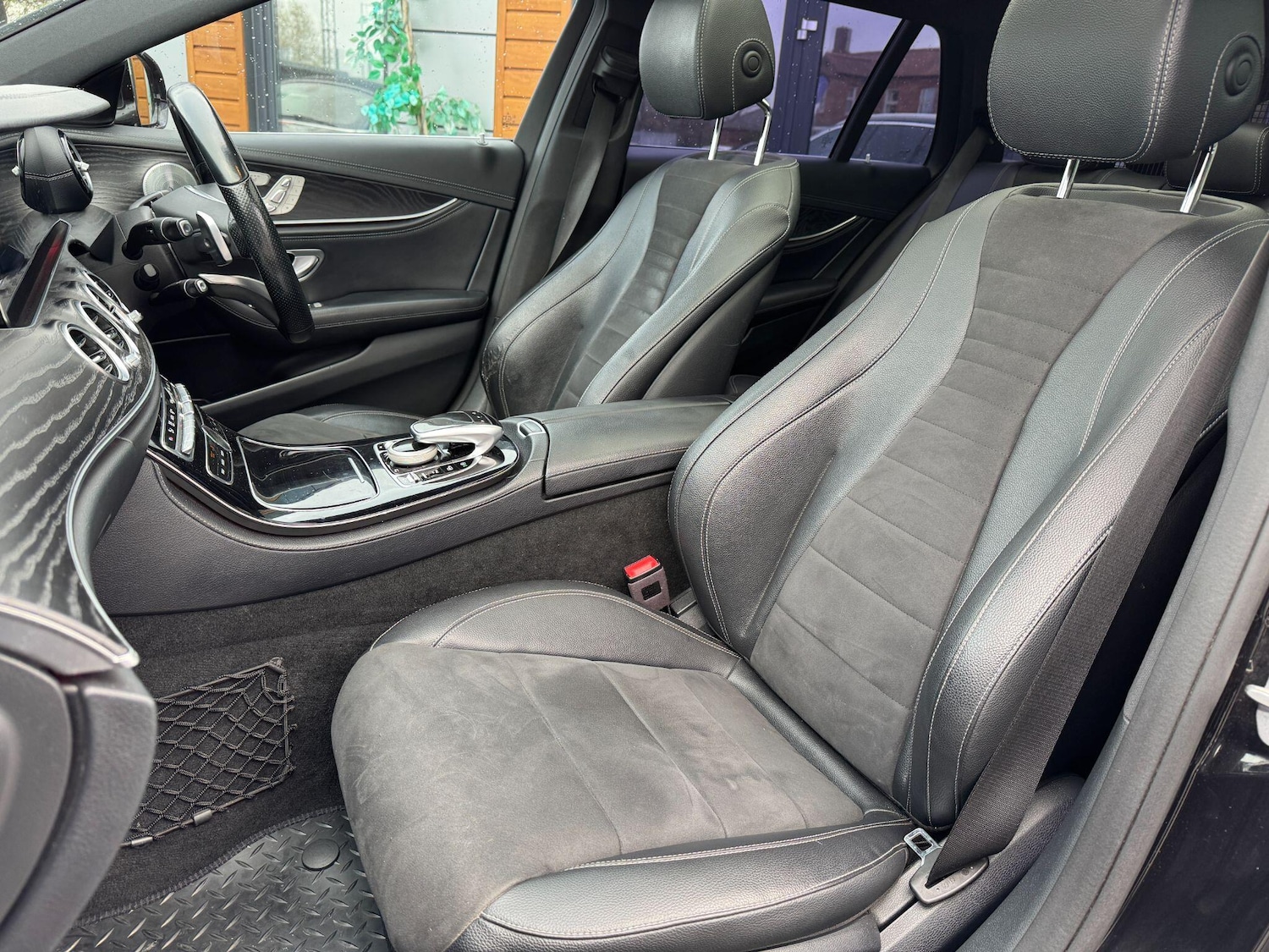 Used Mercedes-Benz E Class 2017 for sale - 76499226: Photo 17