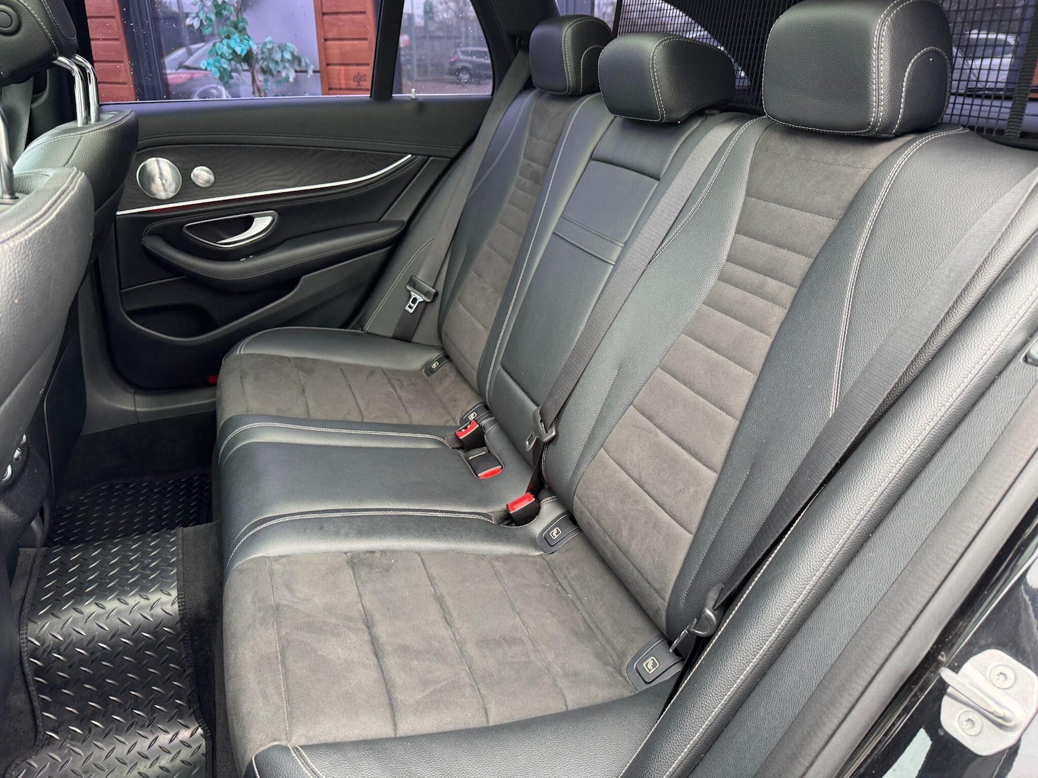 Used Mercedes-Benz E Class 2017 for sale - 76499226: Photo 19