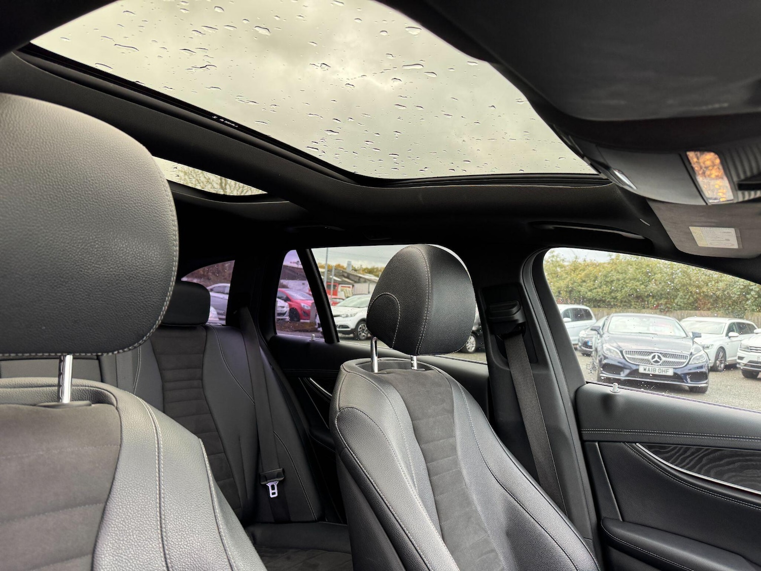 Used Mercedes-Benz E Class 2017 for sale - 76499226: Photo 24