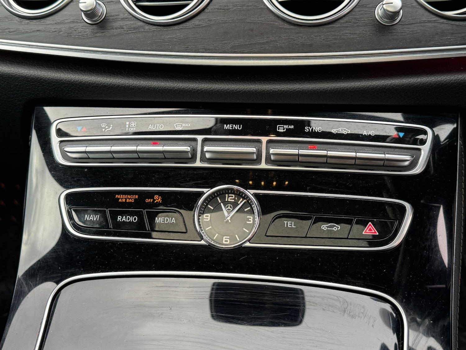 Used Mercedes-Benz E Class 2017 for sale - 76499226: Photo 32