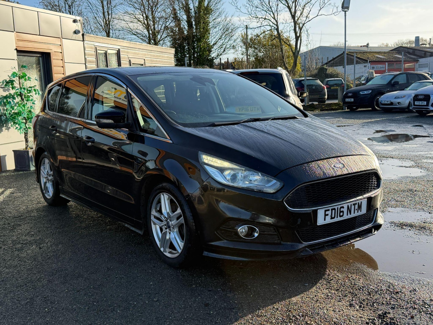 Used Ford S-Max 2016 for sale - 77934174: Photo 11