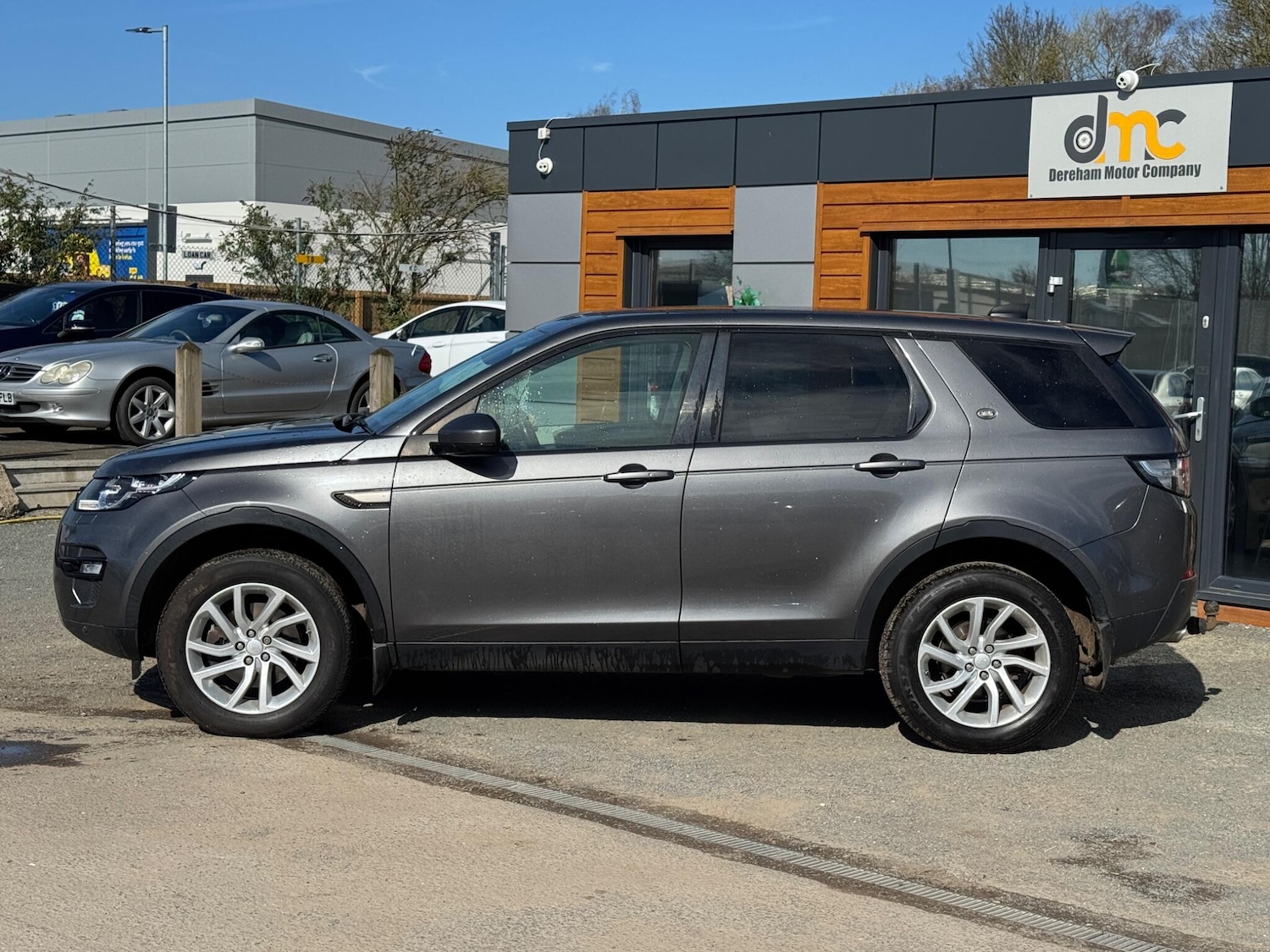 Used Land Rover Discovery Sport 2018 for sale - 78171120: Photo 2