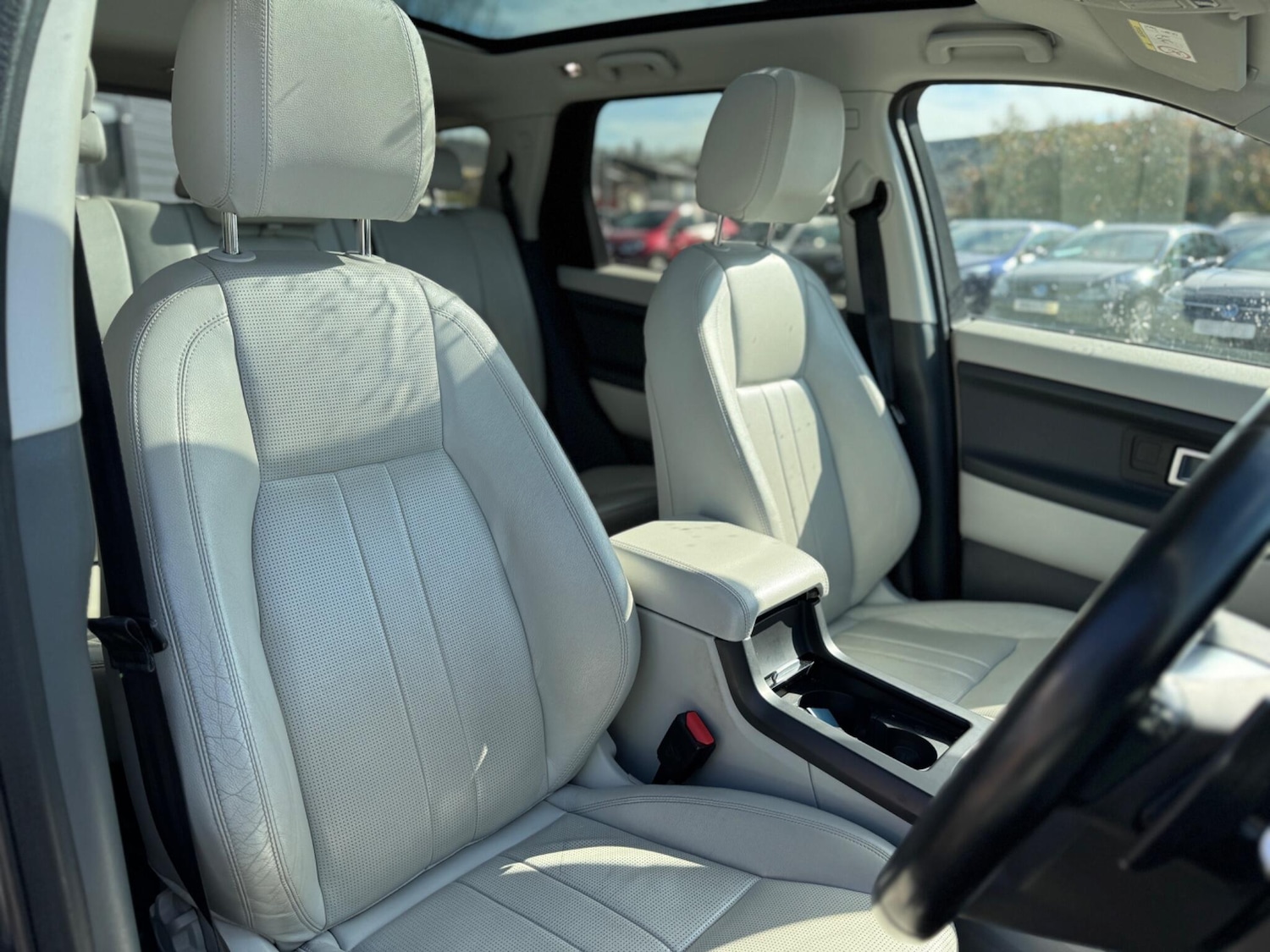 Used Land Rover Discovery Sport 2018 for sale - 78171120: Photo 7