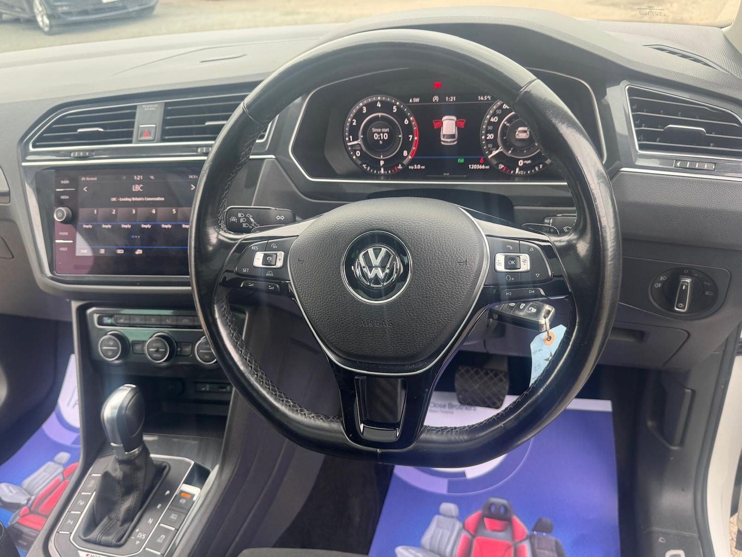 Used Volkswagen Tiguan 2017 for sale - 76032386: Photo 32