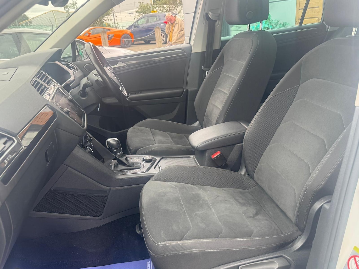 Used Volkswagen Tiguan 2017 for sale - 76032386: Photo 34