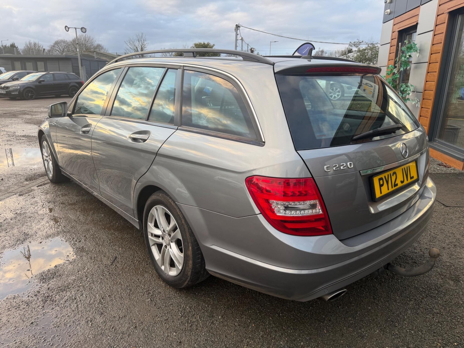 Used Mercedes-Benz C Class 2012 for sale - 77934176: Photo 7