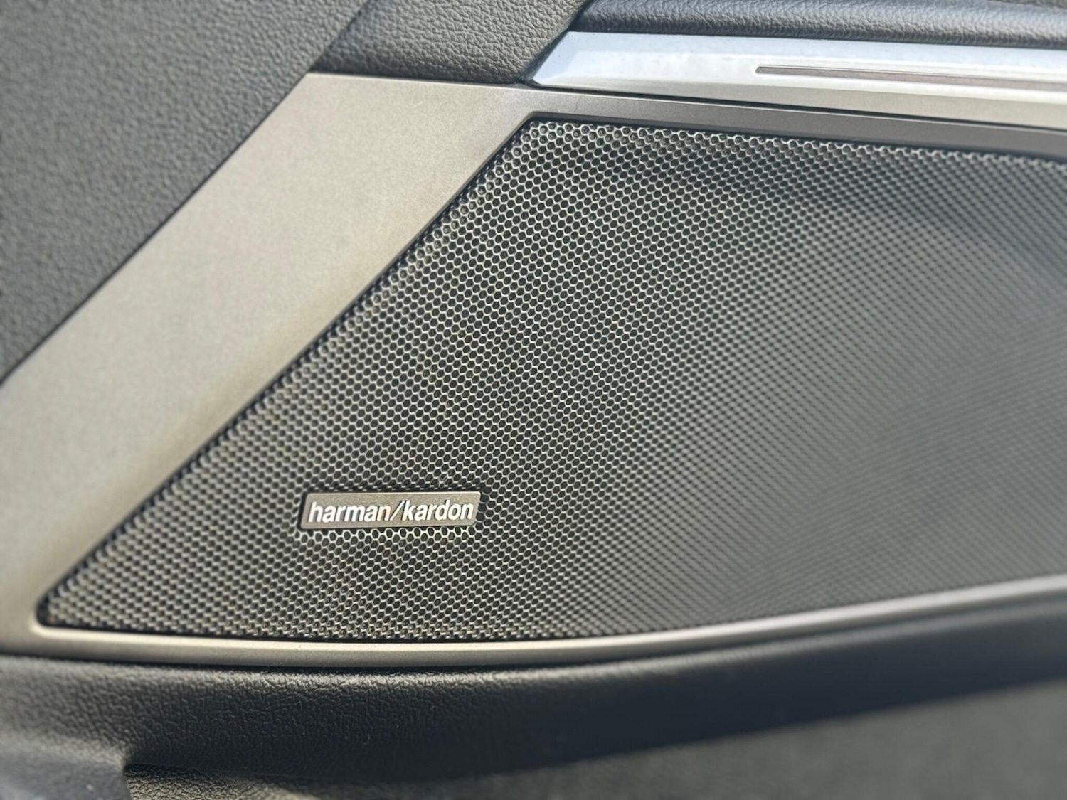 Used BMW 3 Series for sale - 77957437: Photo 20