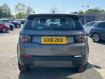 Used Land Rover Discovery Sport 2016 for sale - 78348554: Photo