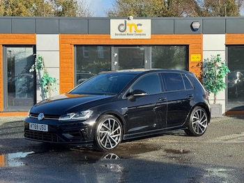 Volkswagen - Golf