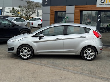 Used Ford Fiesta 2015 for sale - 77957357: Photo