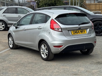 Used Ford Fiesta 2015 for sale - 77957357: Photo
