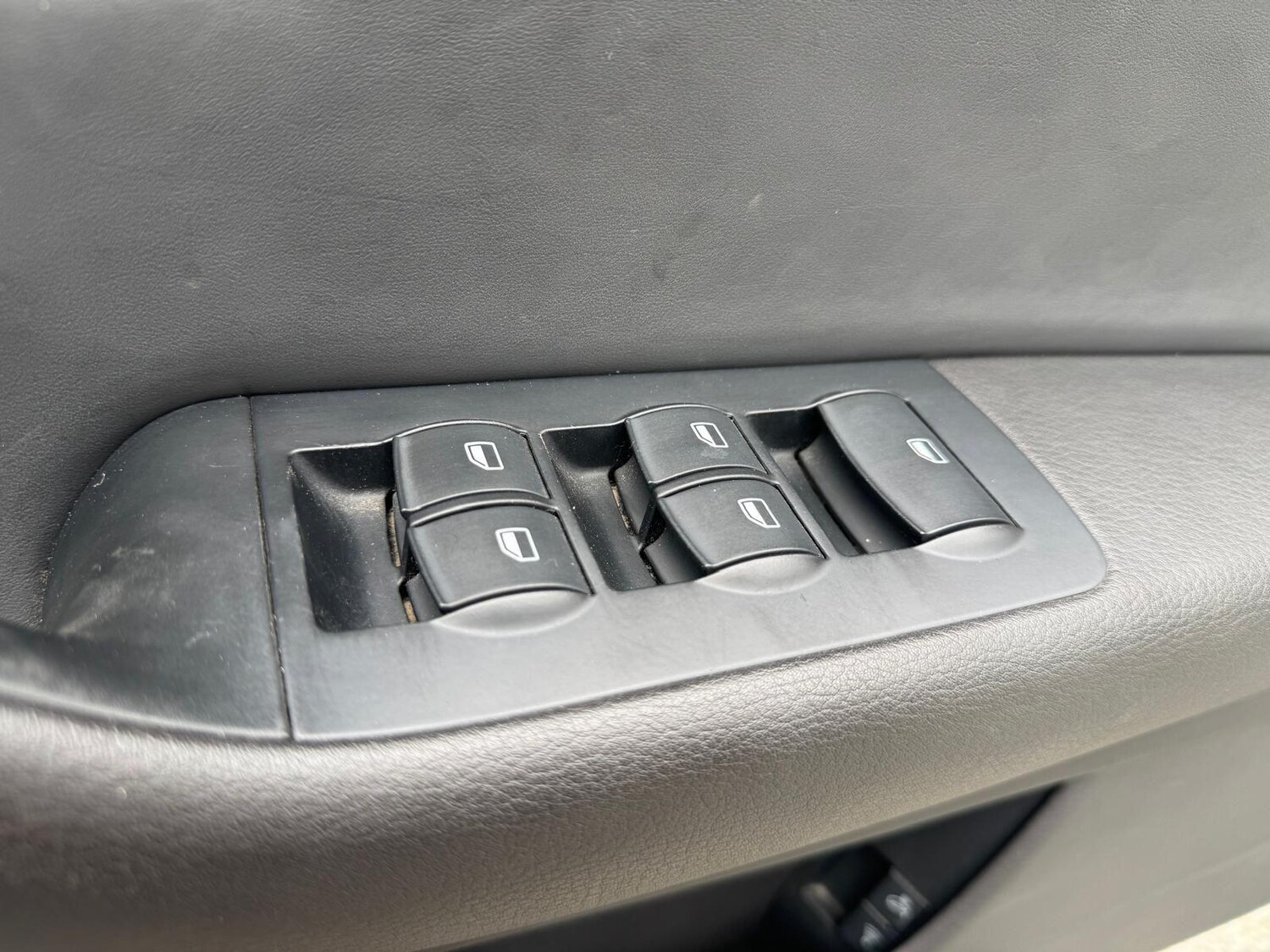 Used Audi RS4 2008 for sale - 77934141: Photo 30