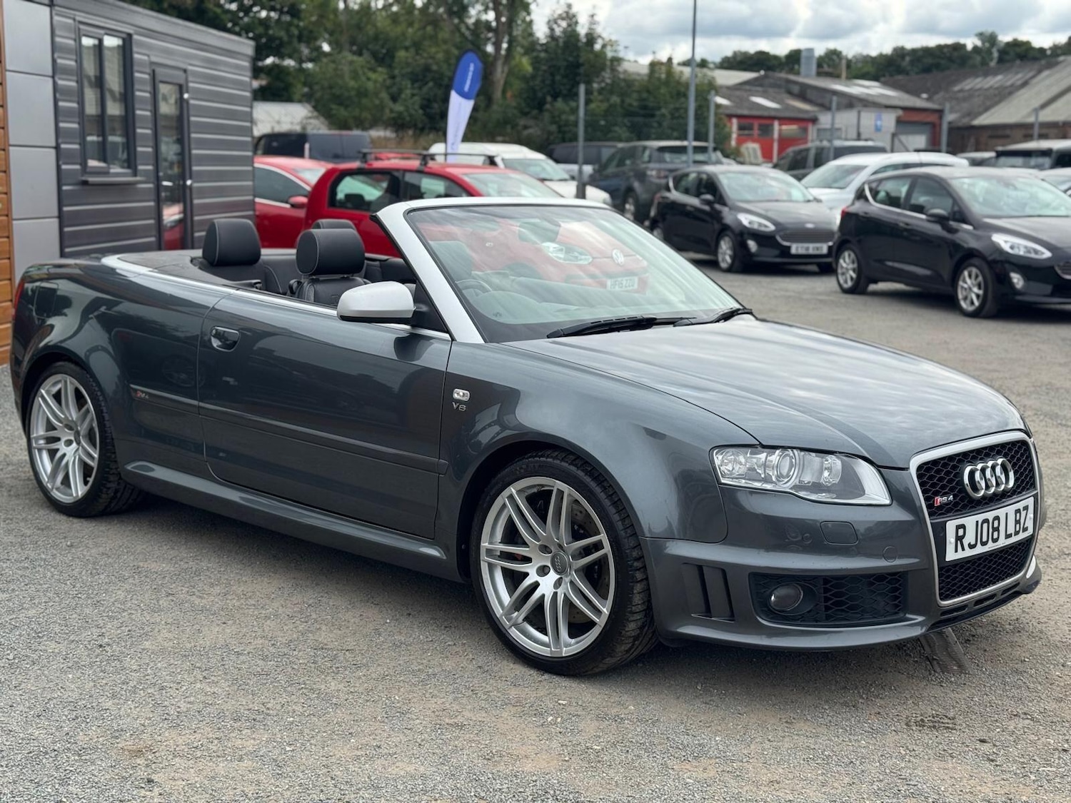 Used Audi RS4 2008 for sale - 77934141: Photo 5