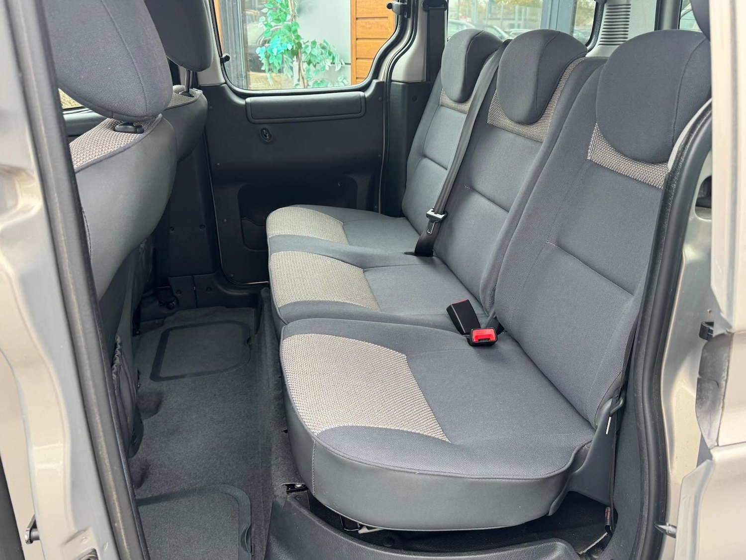 Used Citroen Berlingo 2004 for sale - 76370170: Photo 14