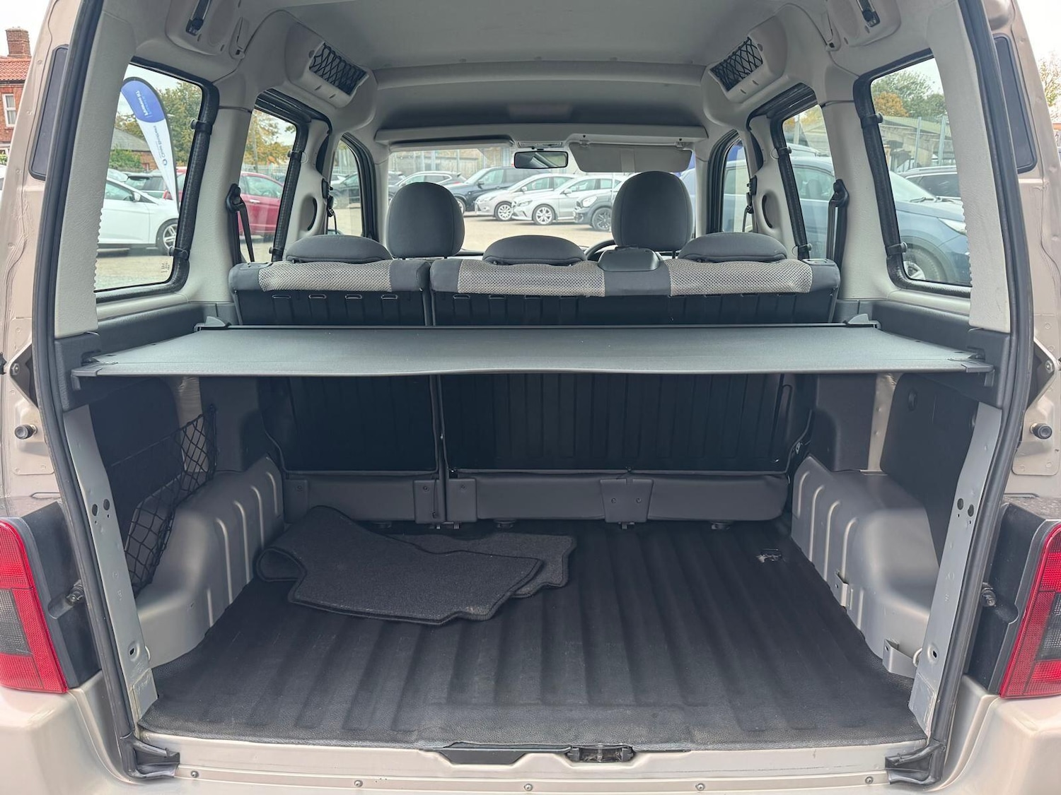 Used Citroen Berlingo 2004 for sale - 76370170: Photo 24