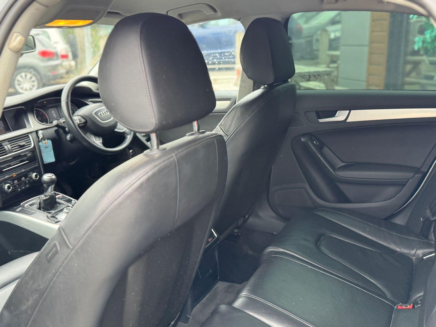 Used Audi A4 2014 for sale - 76592363: Photo 26