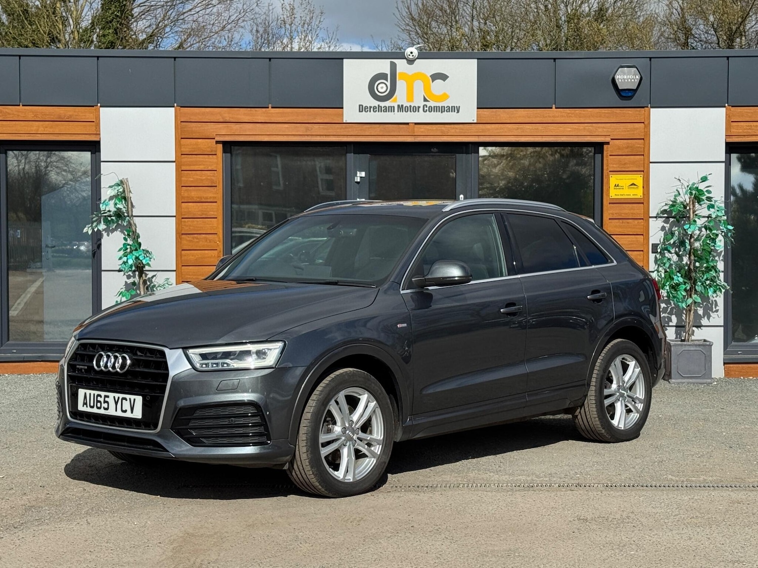 Used Audi Q3 for sale - 78135821: Photo 1