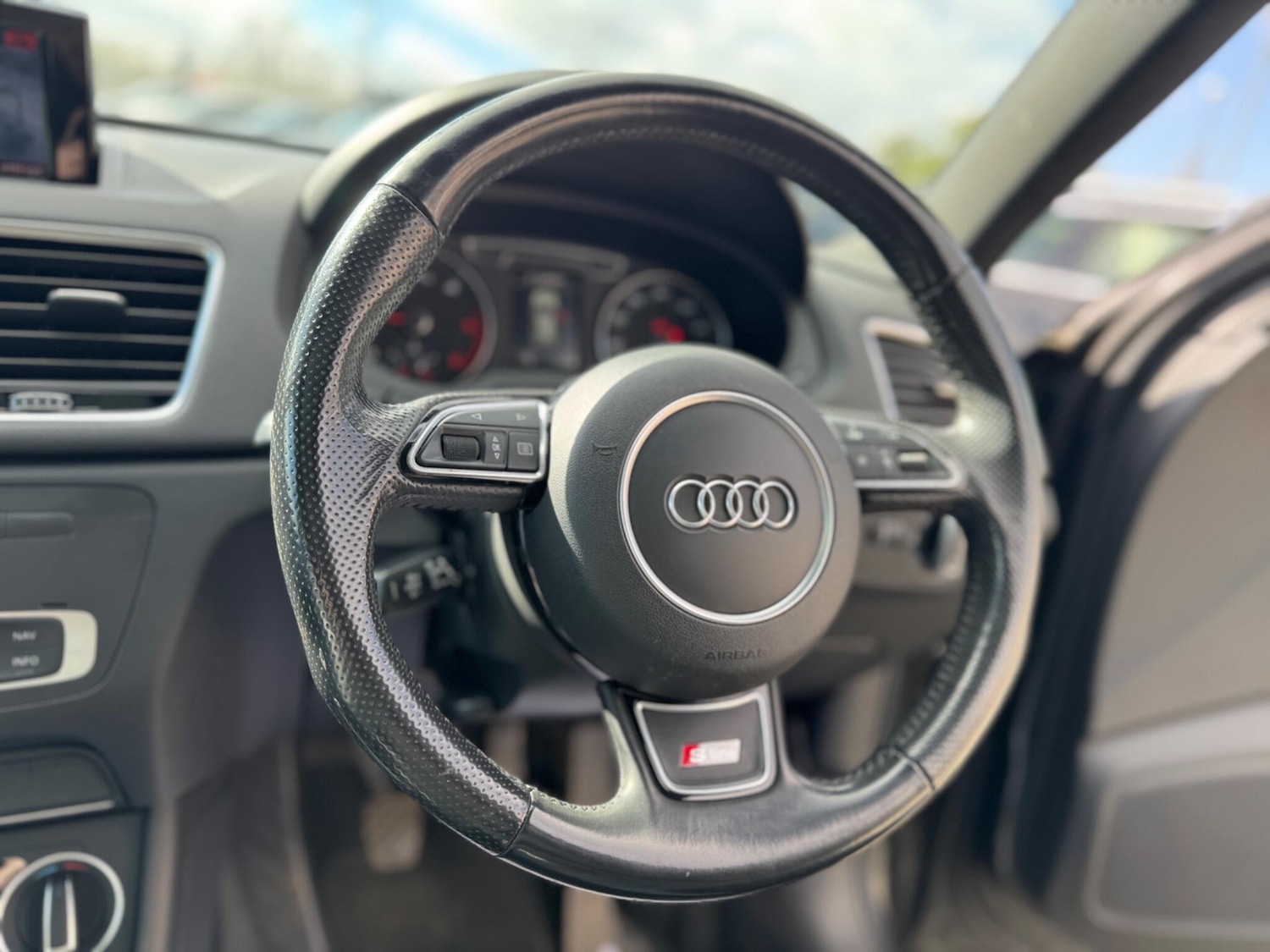 Used Audi Q3 for sale - 78135821: Photo 22