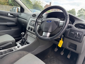 Used Ford Focus 2011 for sale - 78922166: Photo