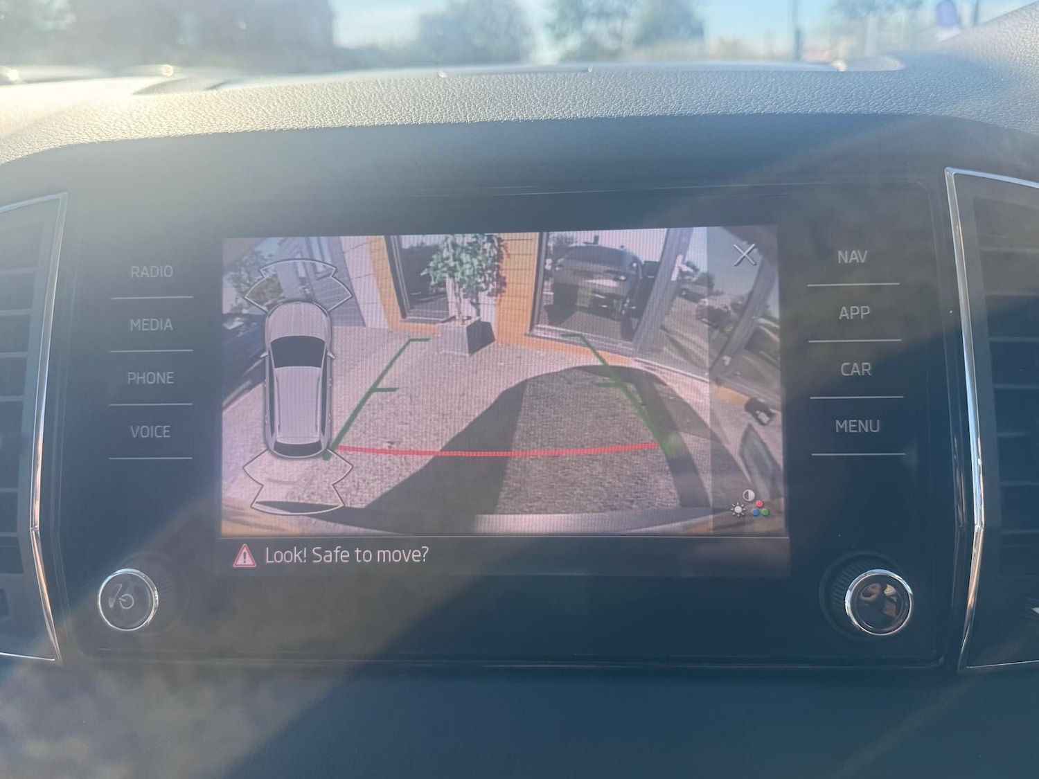 Used Skoda Karoq 2021 for sale - 76041852: Photo 28