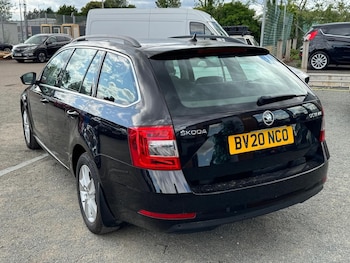 Used Skoda Octavia 2020 for sale - 75040924: Photo