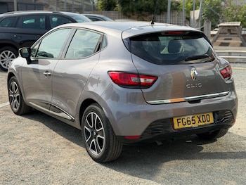 Used Renault Clio 2015 for sale - 79426814: Photo