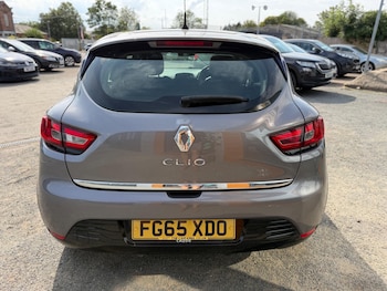 Used Renault Clio 2015 for sale - 79426814: Photo